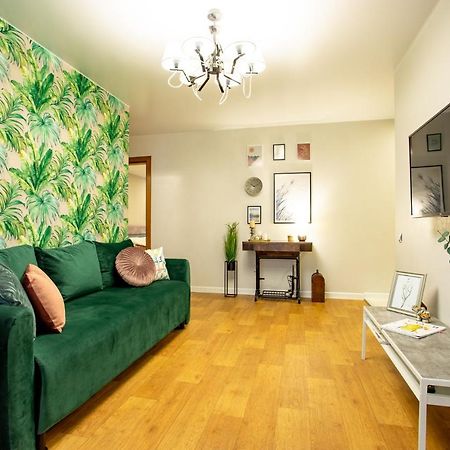 Luxury Apartment With 2 Bedrooms In The City Center Mykolaiv Exterior foto